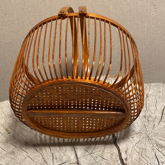 Wicker Basket - Picture 4 of 7